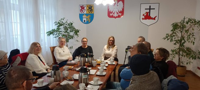 spotkanie Punktu Wsparcia i Klubu Seniora Burmistrz Łeby Agnieszką Derba