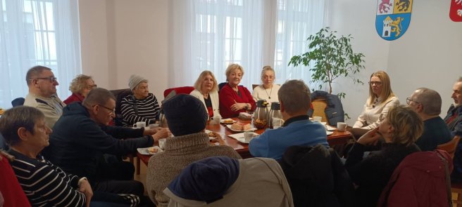 spotkanie Punktu Wsparcia i Klubu Seniora Burmistrz Łeby Agnieszką Derba